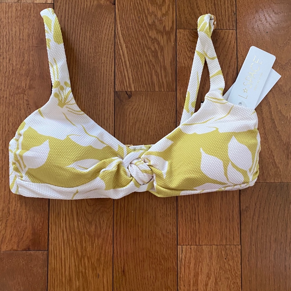 NWT L Space Bella Bikini Top